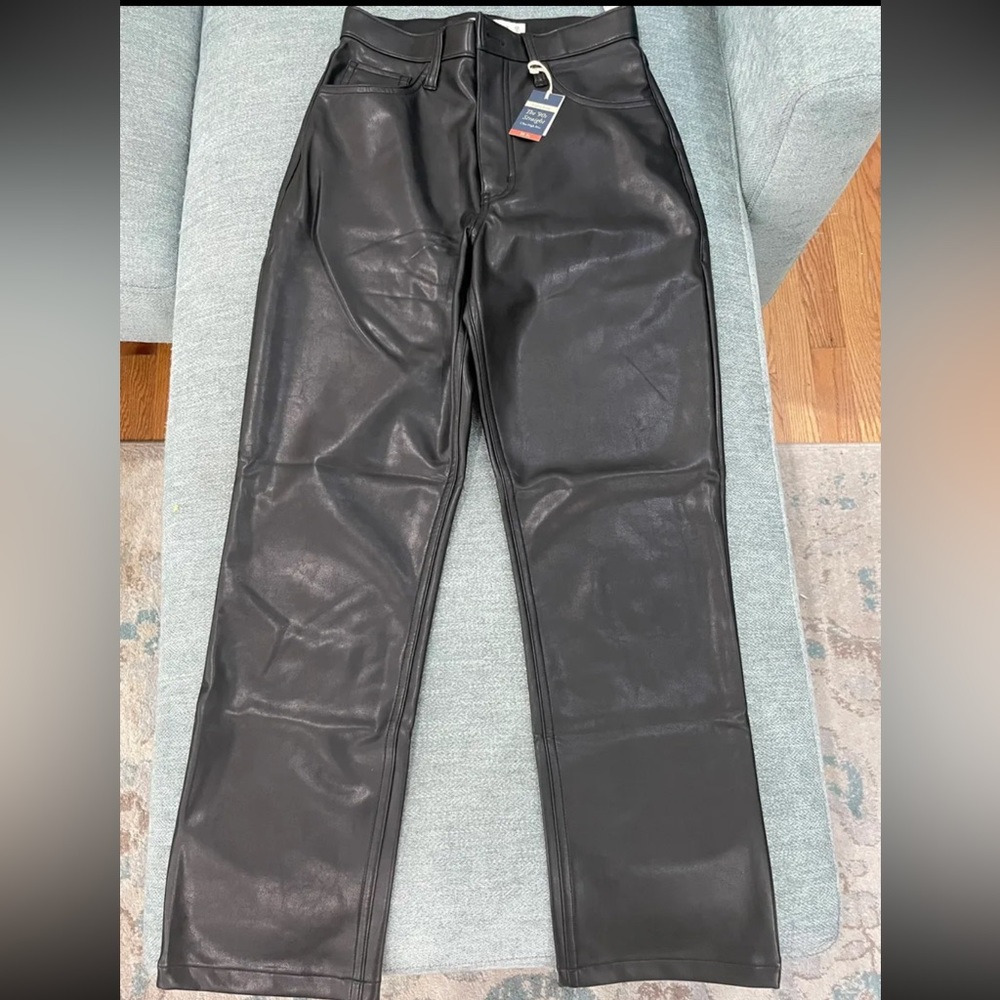 NWOT Abercrombie 90s Straight Leather Pants